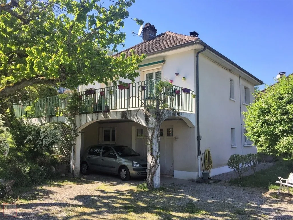 MAISON DE VILLE AU CALME JARDIN 600 M&sup2;